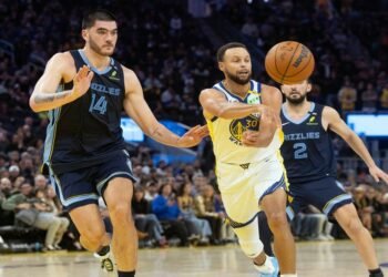 Golden State in enorme difficoltà, 0 punti negli ultimi 4 minuti e KO contro Memphis