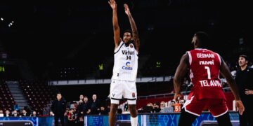 La Virtus sogna un tempo, poi l’Hapoel impone la legge del più forte. Le pagelle.