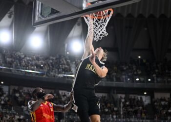 Maxima Roma vince il derby al fotofinish: Tyson e Alibegovic protagonisti, Mannion non basta alla BC, le pagelle